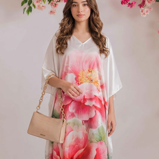 Anika Kaftan – close-up of the multicolor abstract floral print