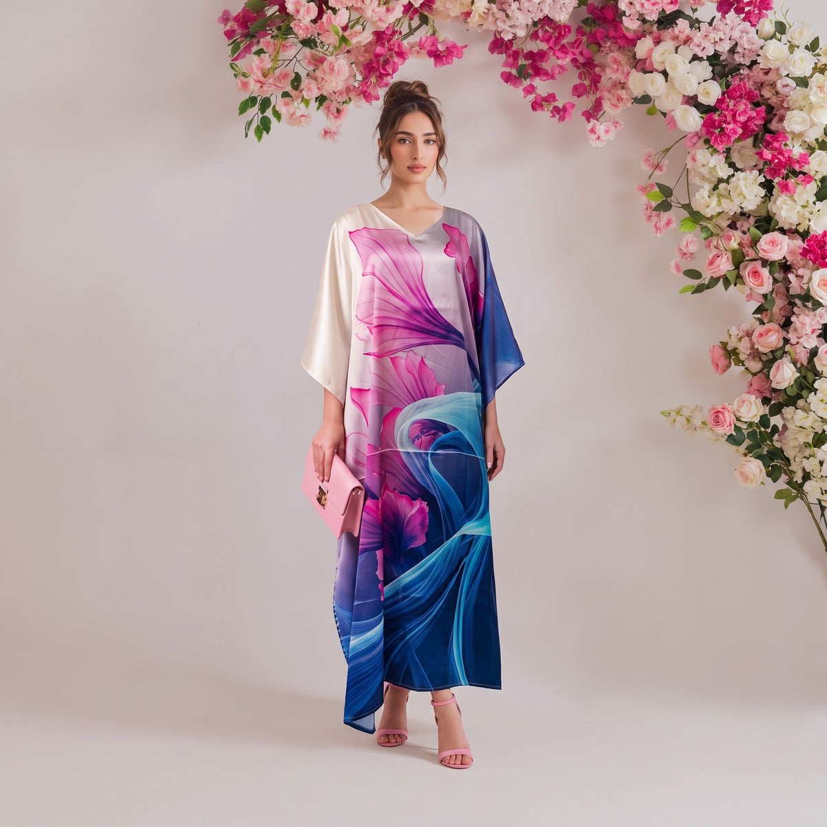 Eira Kaftan – multicolor abstract abstract print, front view