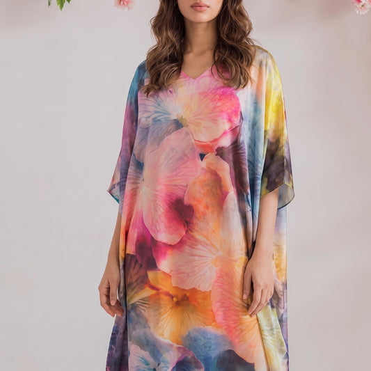 Ayla Kaftan – close-up of the multicolor pastel abstract print