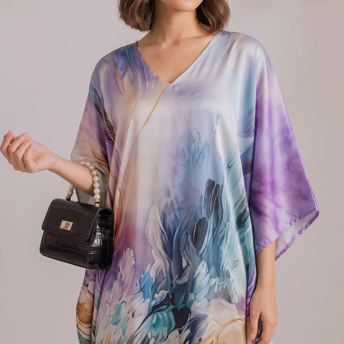 Alia Kaftan – close-up of the lavender blue floral print