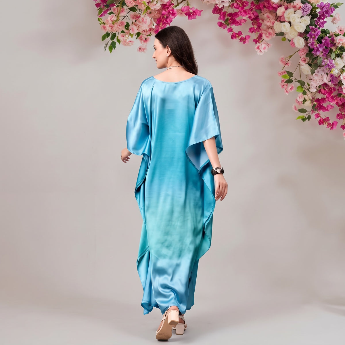 Diya Kaftan – back view of the flowing kaftan silhouette