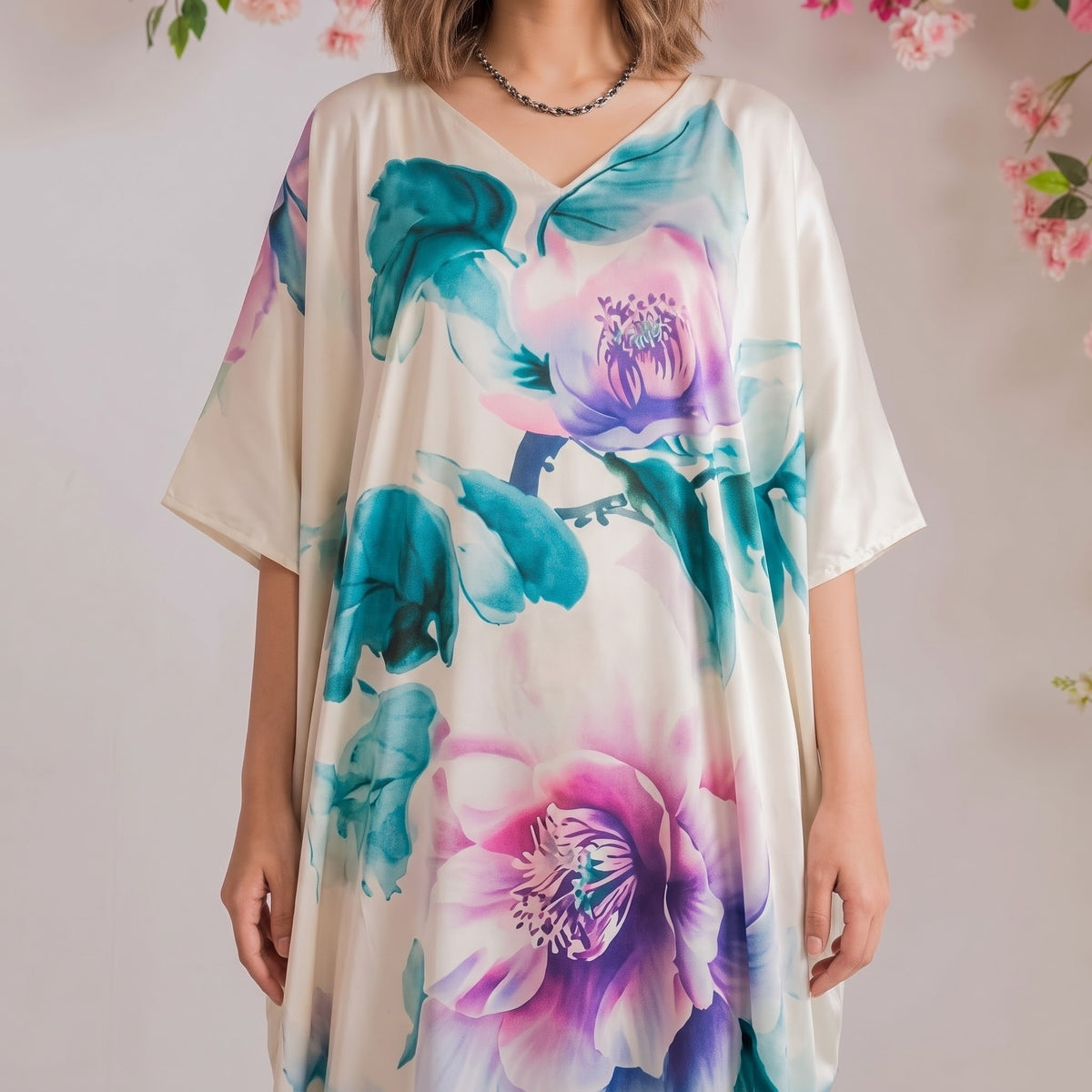 Vera Kaftan – close-up of the lavender floral print