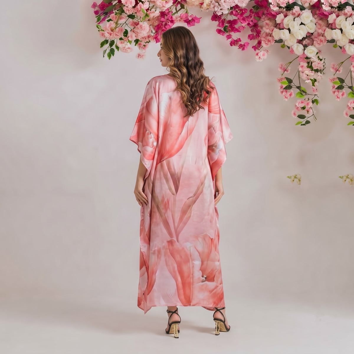 Nadia Kaftan – back view of the flowing kaftan silhouette