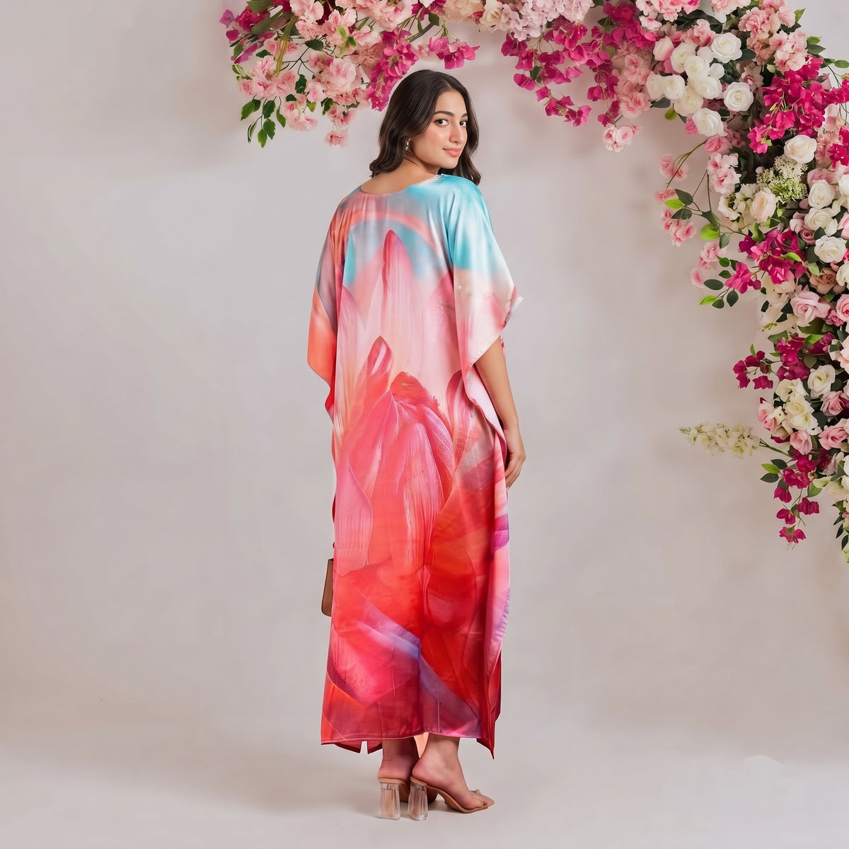 Noor Kaftan – back view of the flowing kaftan silhouette
