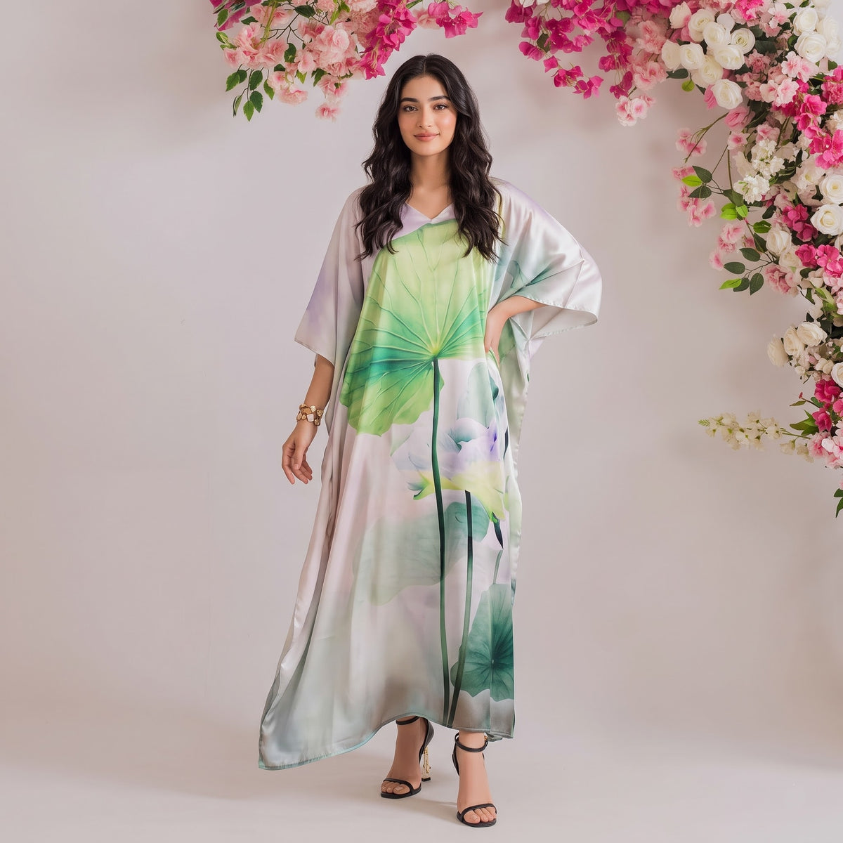 Sarai Kaftan – lavender floral print, front view