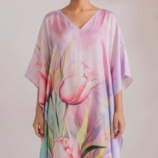 Yara Kaftan – close-up of the blush pink floral print