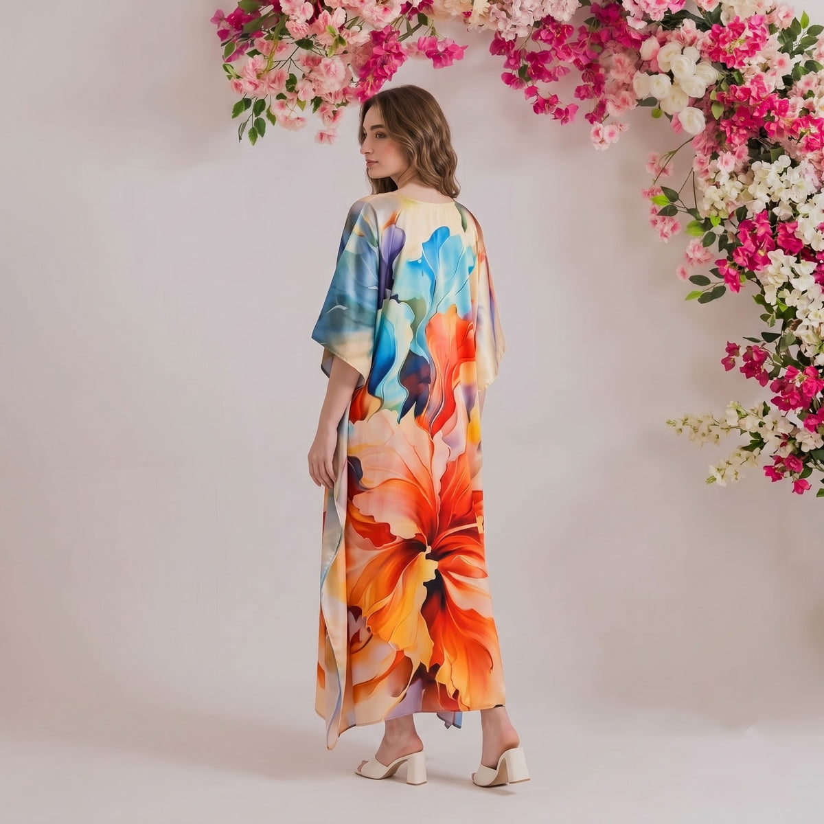 Meher Kaftan – back view of the flowing kaftan silhouette