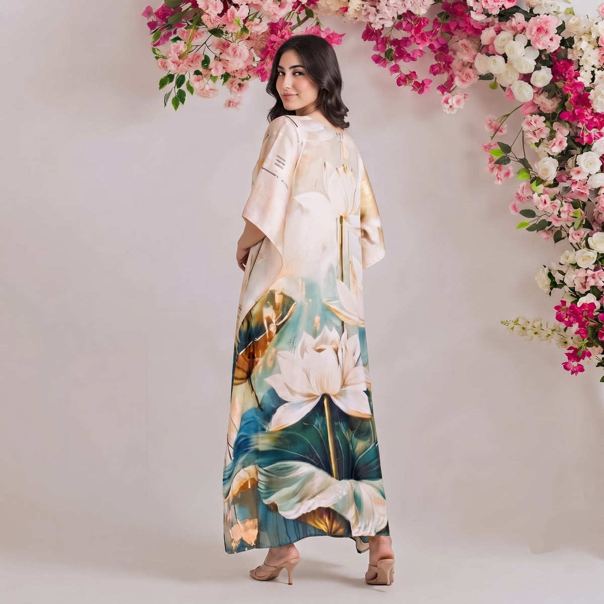 Anahita Kaftan – back view of the flowing kaftan silhouette